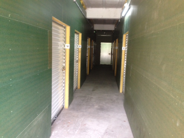 Box de stockage, site de la Croix-en-Touraine